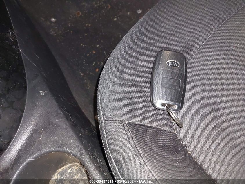 2017 Kia Soul VIN: KNDJN2A23H7461407 Lot: 39437311
