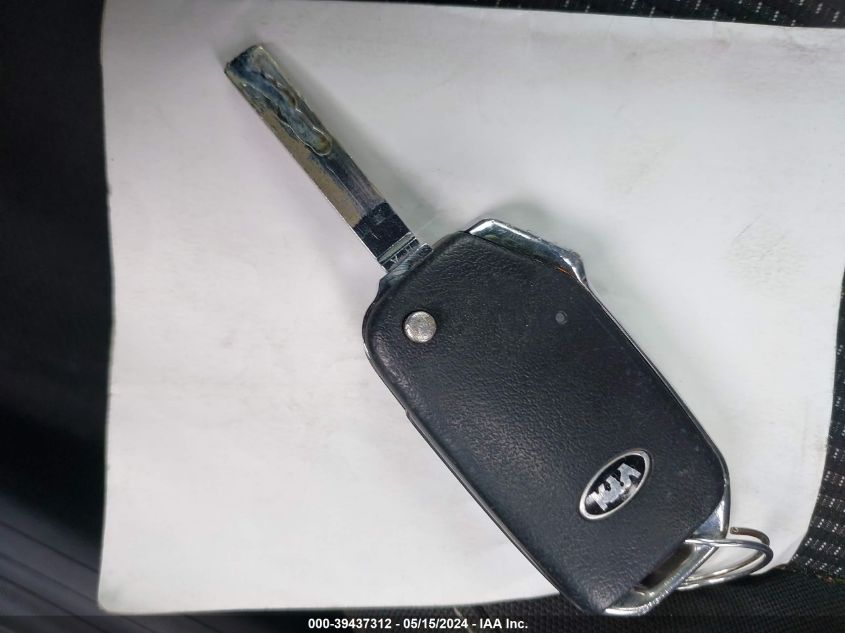 2019 Kia Forte Lxs VIN: 3KPF24AD9KE115946 Lot: 39437312