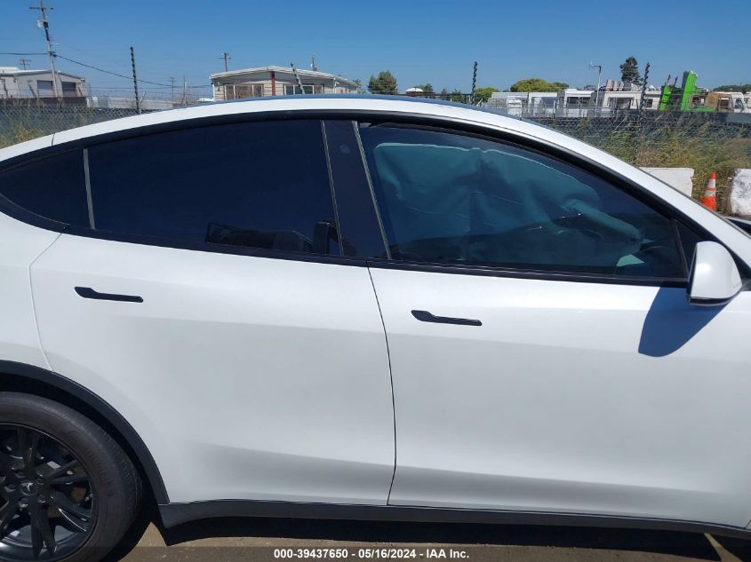 2020 Tesla Model Y Long Range Dual Motor All-Wheel Drive VIN: 5YJYGDEE5LF058671 Lot: 39437650