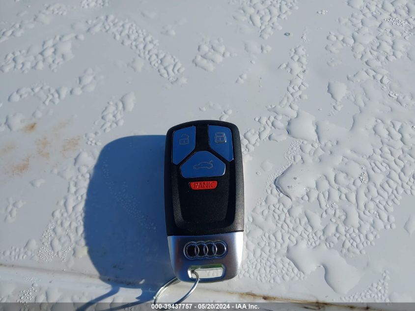 2017 Audi A4 2.0T Premium VIN: WAUANAF47HN006797 Lot: 39437757