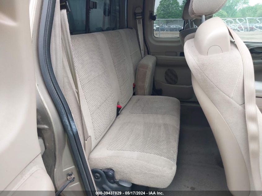 2002 Ford F-150 Xl/Xlt VIN: 1FTRX17242KA60032 Lot: 39437829