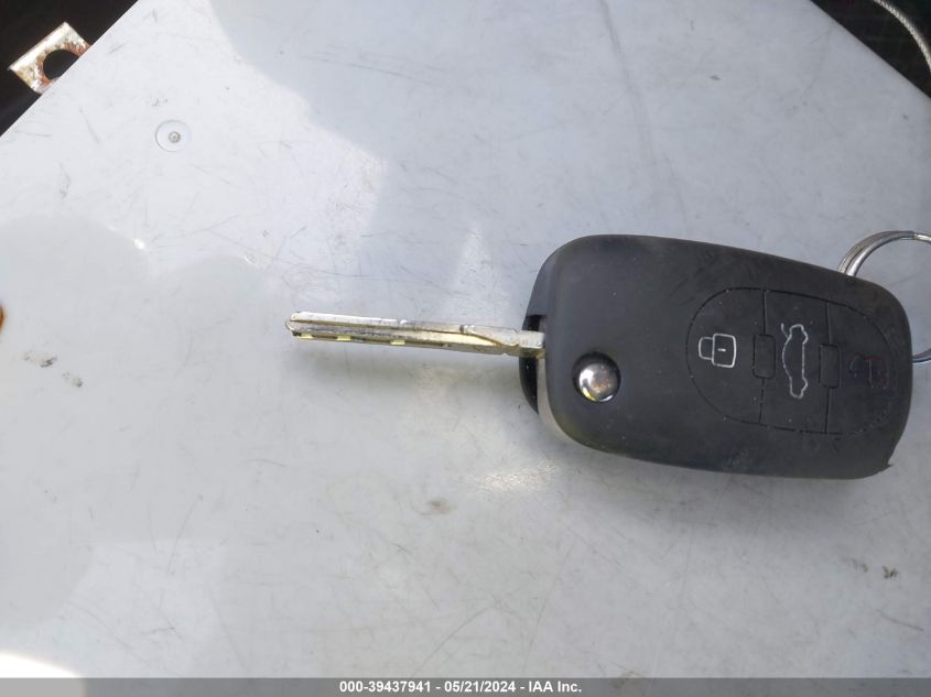 2004 Audi A4 1.8T Quattro VIN: WAULC68E34A161835 Lot: 39437941