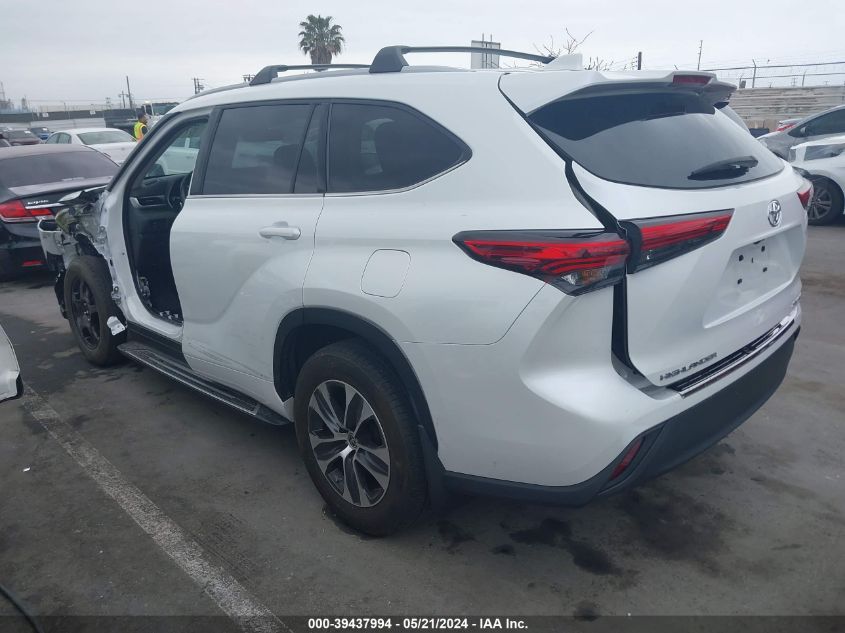 2022 Toyota Highlander Xle VIN: 5TDGZRBH0NS211893 Lot: 39437994