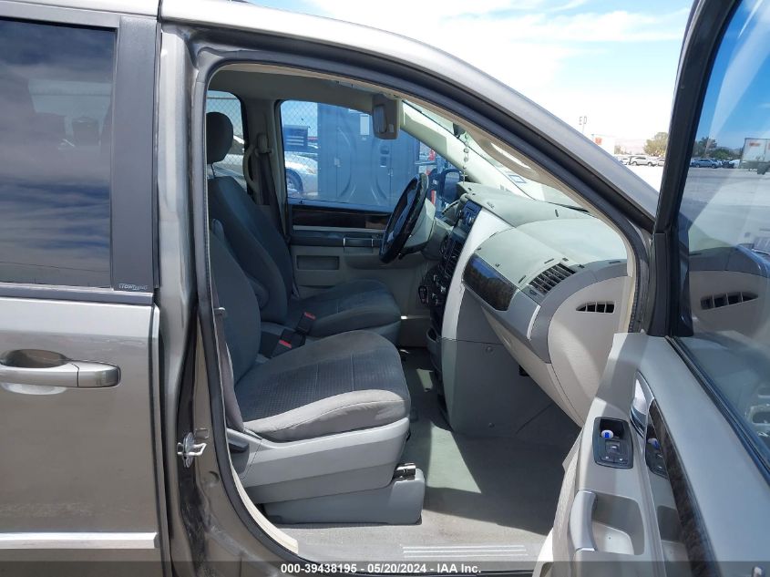 2010 Dodge Grand Caravan Sxt VIN: 2D4RN5D15AR223945 Lot: 39438195