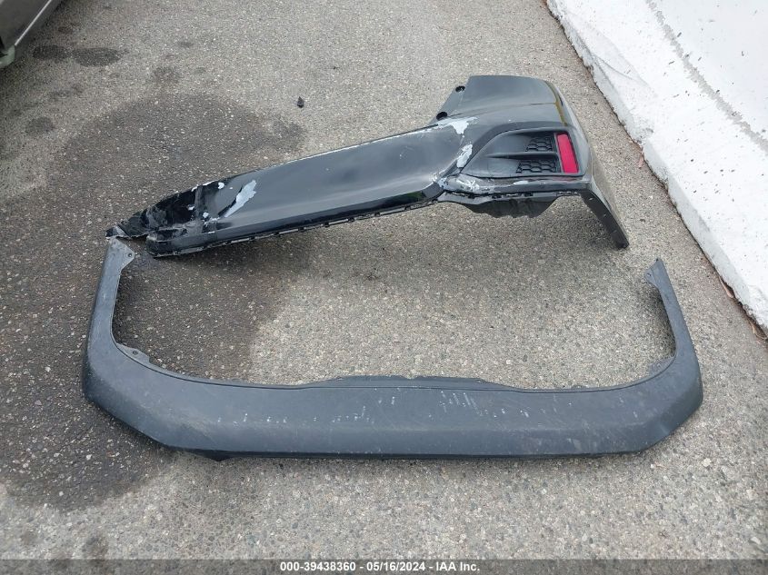 2018 Honda Clarity Plug-In Hybrid VIN: JHMZC5F19JC008530 Lot: 39438360