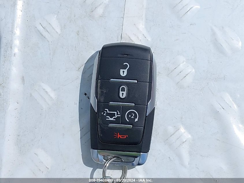 2023 Ram 1500 Laramie 4X4 6'4 Box VIN: 1C6SRFRT0PN563746 Lot: 39438409