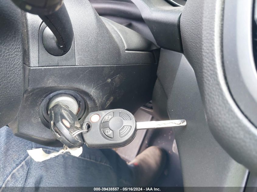 2015 Ford Escape S VIN: 1FMCU0F78FUA79758 Lot: 39438557