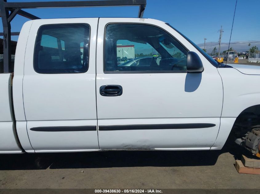 2004 GMC Sierra 1500 VIN: 1GTEC19T14E253465 Lot: 39438630