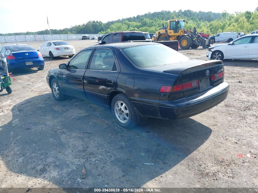 1999 Toyota Camry Le VIN: 4T1BG22K8XU545344 Lot: 39438639