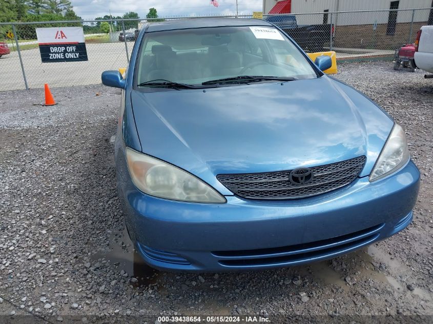 2002 Toyota Camry Le VIN: 4T1BE32K52U537979 Lot: 39438654