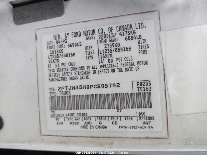 1993 Ford F350 VIN: 2FTJW35H0PCB05742 Lot: 39439091