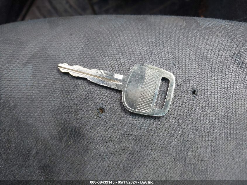 2002 Toyota Echo VIN: JTDAT123520221993 Lot: 39439145