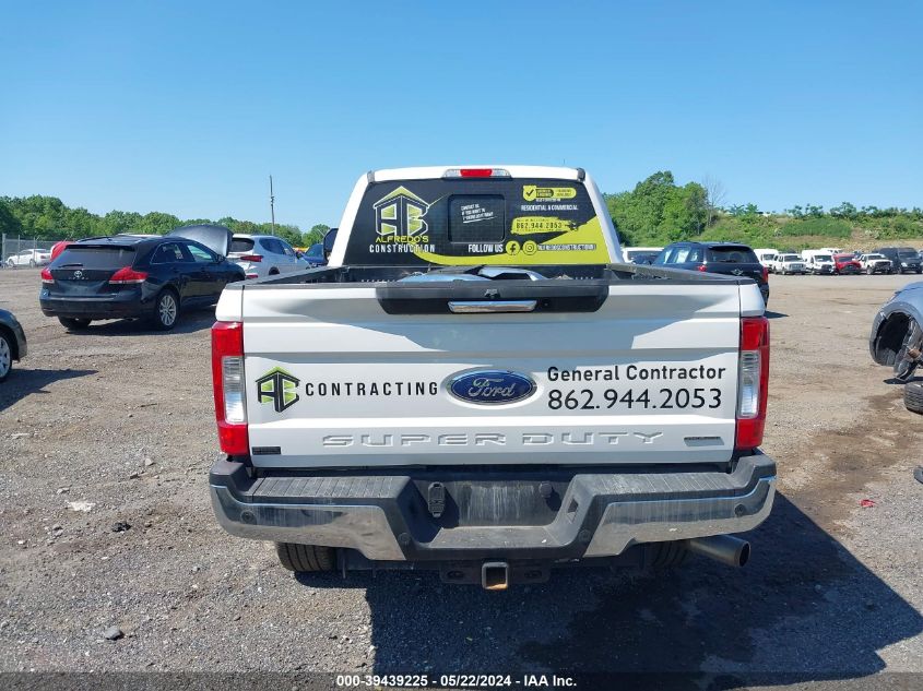 2017 Ford F-250 Lariat VIN: 1FT7W2B69HEE60377 Lot: 39439225