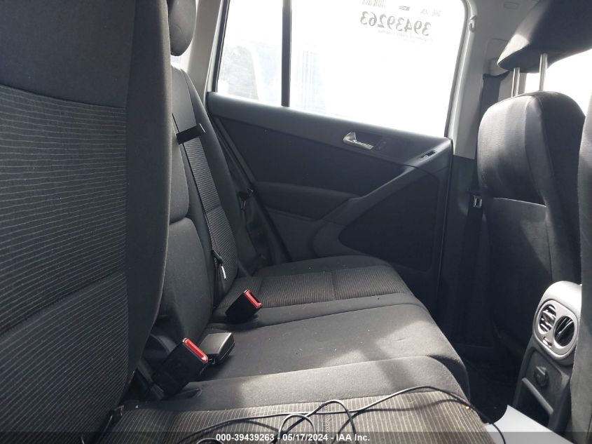 2010 Volkswagen Tiguan S VIN: WVGBV7AX3AW529273 Lot: 39439263