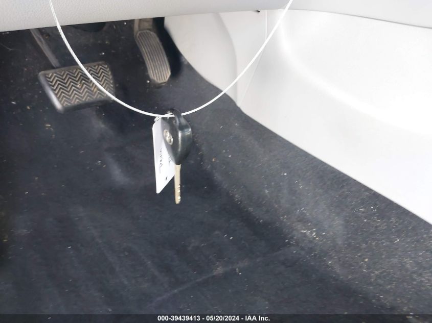 2013 TOYOTA COROLLA LE - 5YFBU4EE0DP196669