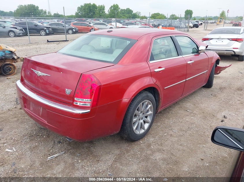 2009 Chrysler 300C VIN: 2C3KA63TX9H555498 Lot: 39439444