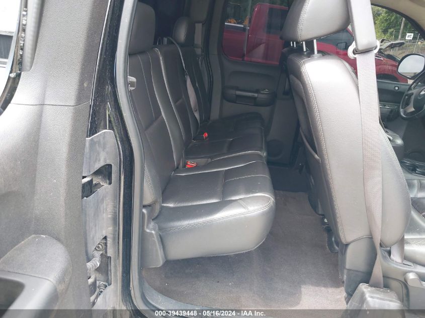 2008 Chevrolet Silverado 1500 Lt2 VIN: 2GCFK19YX81261851 Lot: 39439448