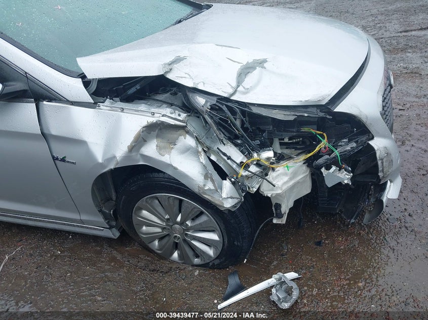 2016 Hyundai Sonata Hybrid Se VIN: KMHE24L15GA028808 Lot: 39439477