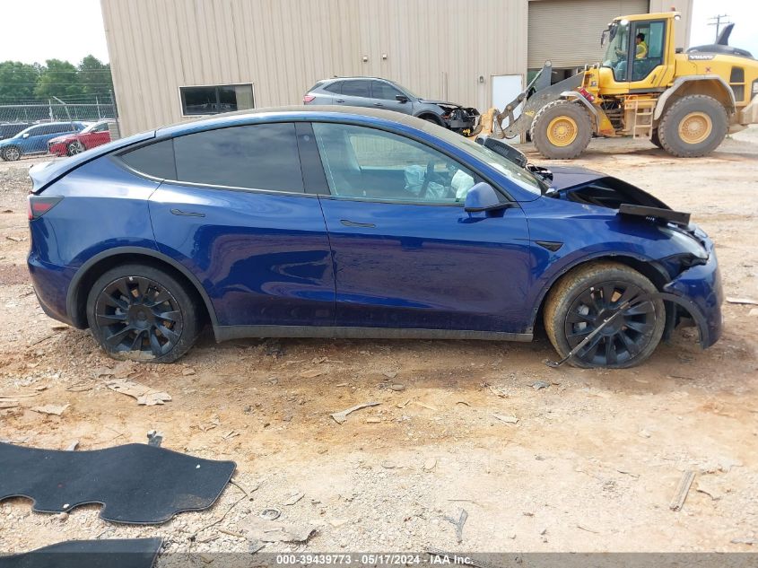 2021 Tesla Model Y Long Range Dual Motor All-Wheel Drive VIN: 5YJYGDEE2MF129374 Lot: 39439773