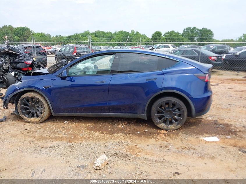 2021 Tesla Model Y Long Range Dual Motor All-Wheel Drive VIN: 5YJYGDEE2MF129374 Lot: 39439773