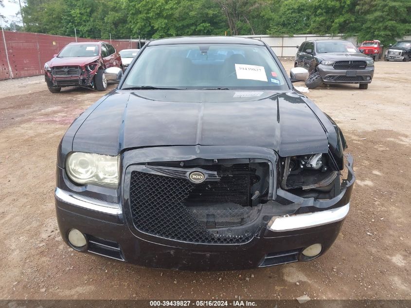 2005 Chrysler 300C VIN: 2C3JA63HX5H672564 Lot: 39439827