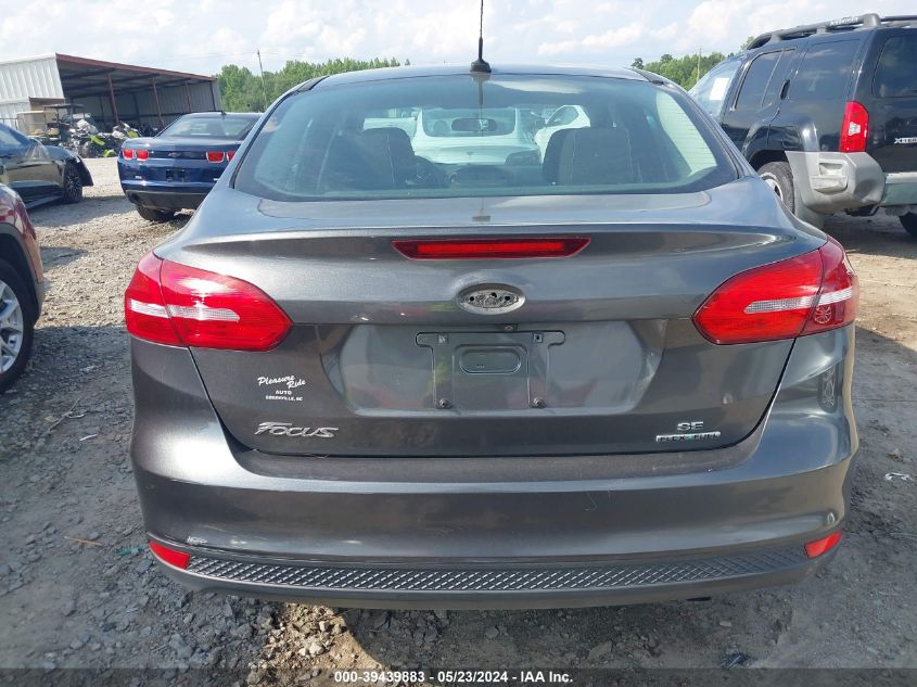 2015 Ford Focus Se VIN: 1FADP3F22FL381807 Lot: 39439883