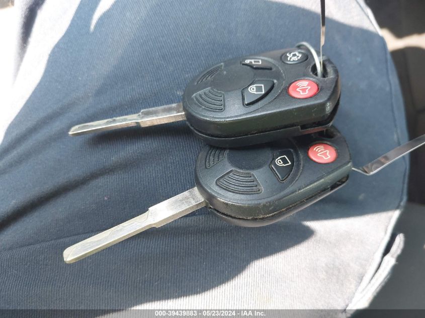 2015 Ford Focus Se VIN: 1FADP3F22FL381807 Lot: 39439883