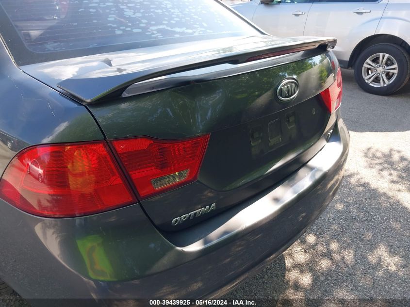 2009 Kia Optima Lx VIN: KNAGE228295353402 Lot: 39439925