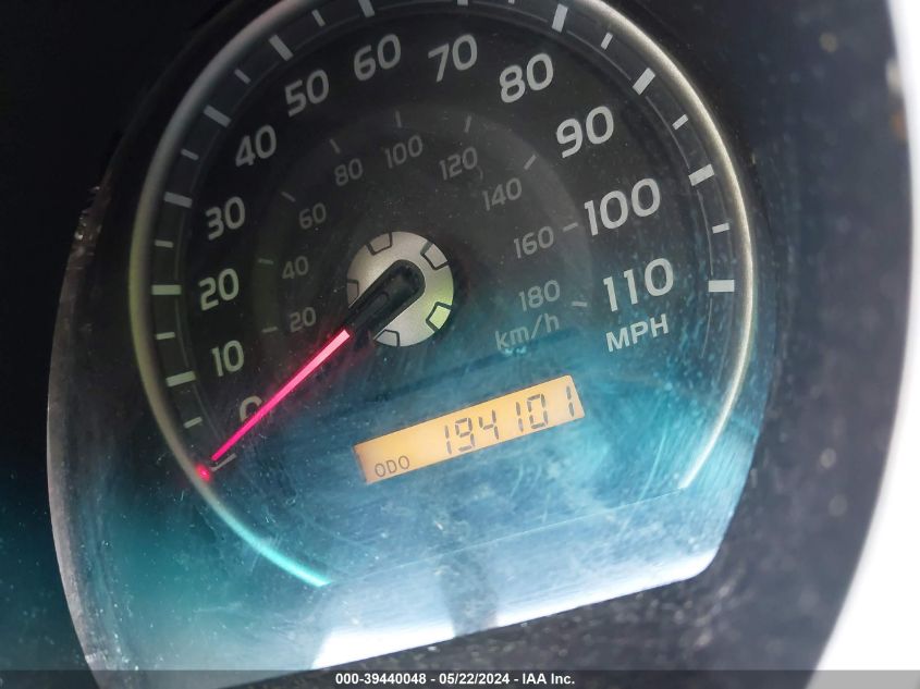 2003 Toyota 4Runner Limited V8 VIN: JTEBT17R338005656 Lot: 39440048