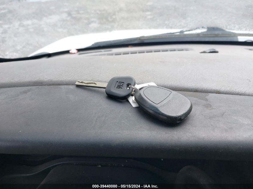 2017 GMC Savana Cutaway Work Van VIN: 1GD07RFG0H1122668 Lot: 39440080