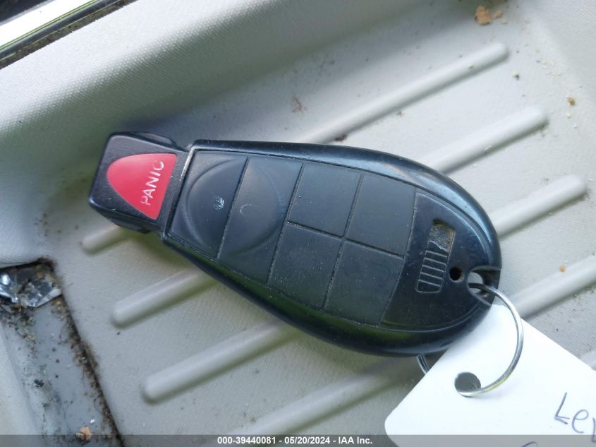 2016 Chrysler Town & Country Touring VIN: 2C4RC1BG9GR229551 Lot: 39440081