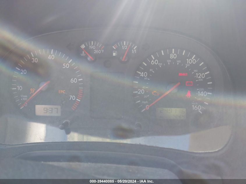 2004 Volkswagen Golf Gl 2.0L VIN: 9BWFL61J844004099 Lot: 39440085