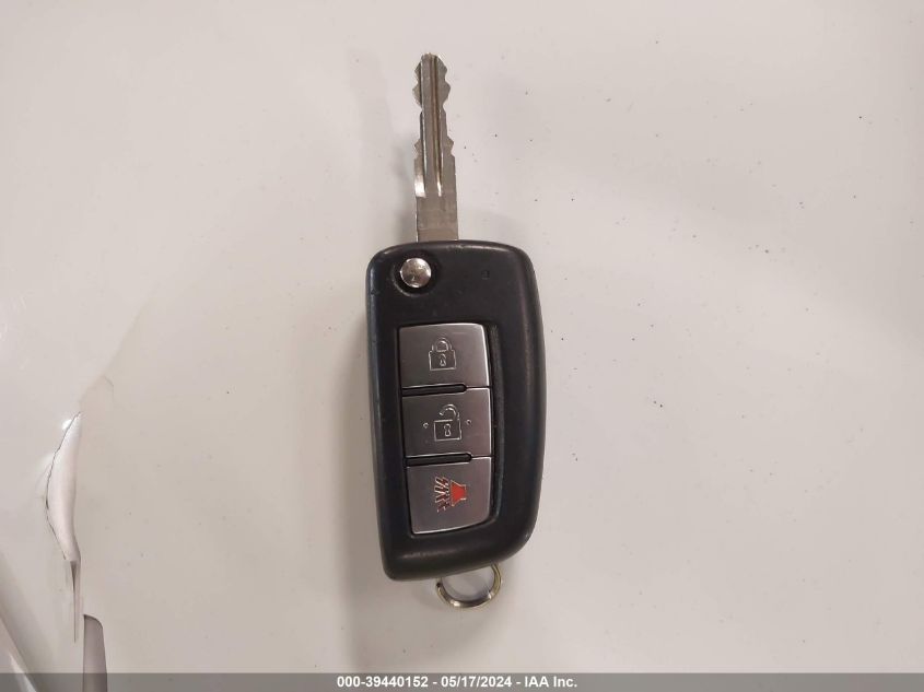 2016 NISSAN ROGUE S - KNMAT2MV5GP712762