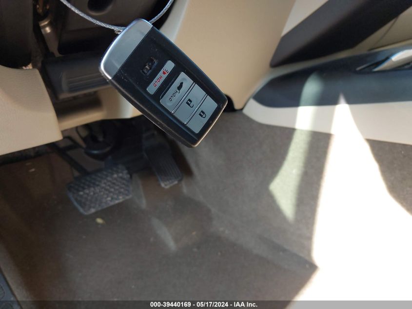 2017 Acura Rdx Technology Acurawatch Plus Packages/W/Technology Package VIN: 5J8TB3H53HL010333 Lot: 39440169