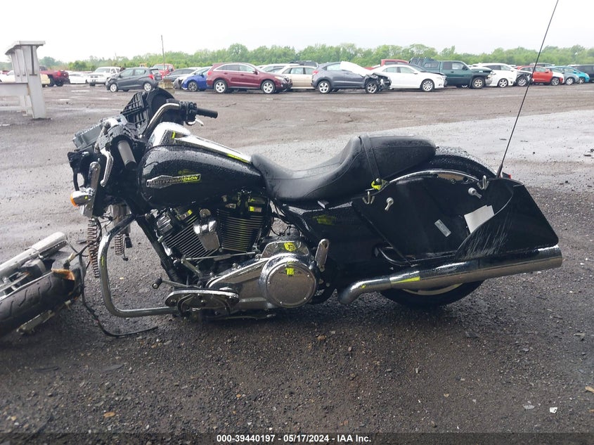 VIN 1HD1KBC10PB675570 2023 HARLEY-DAVIDSON FLHX