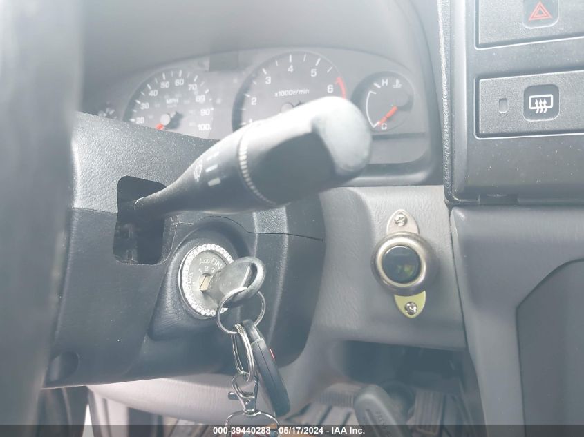 2001 Nissan Xterra Xe-V6 VIN: 5N1ED28T21C563549 Lot: 39440288