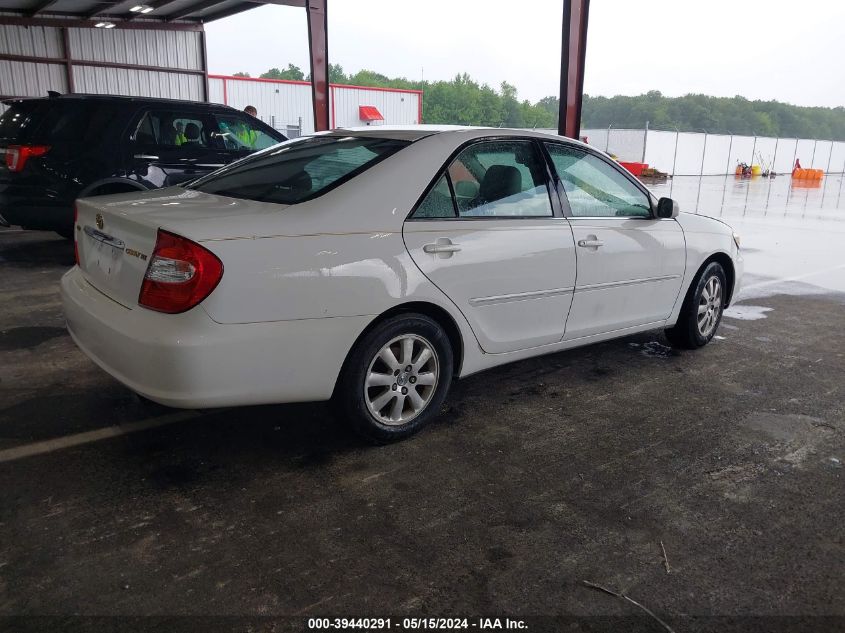 2002 Toyota Camry Xle VIN: 4T1BE30K42U062554 Lot: 39440291