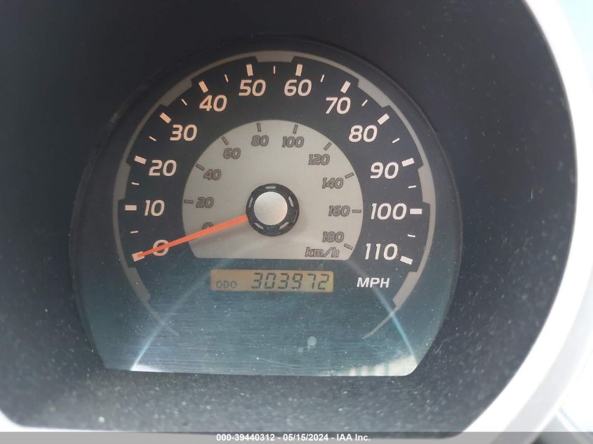 2005 Toyota 4Runner Sr5 V8 VIN: JTEBT14R450050773 Lot: 39440312