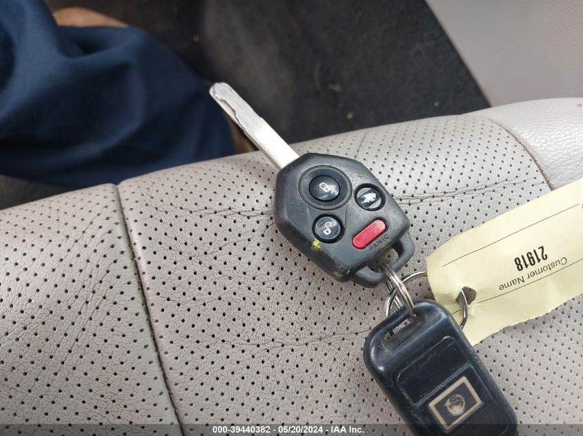 2014 Subaru Legacy 2.5I Limited VIN: 4S3BMBL64E3009010 Lot: 39440382