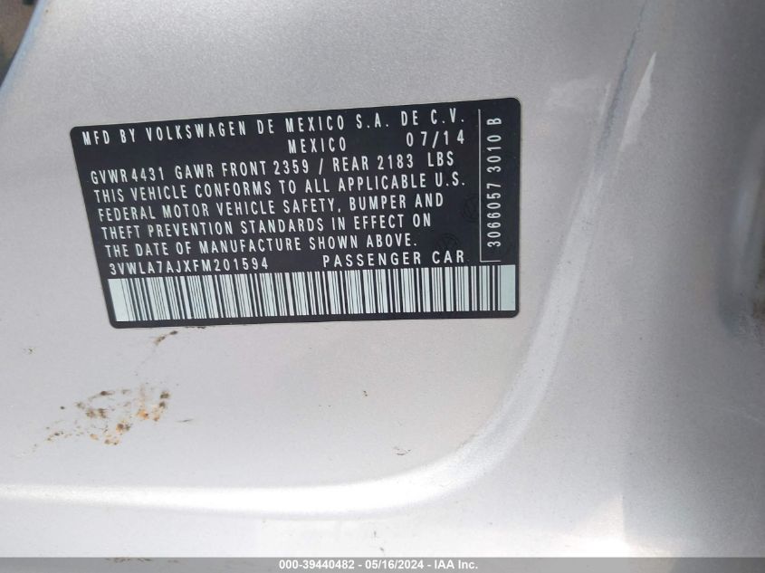 2015 VOLKSWAGEN JETTA 2.0L TDI SE - 3VWLA7AJXFM201594
