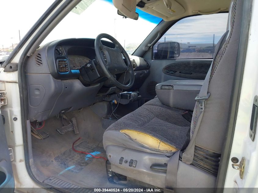 1999 Dodge Ram 2500 St VIN: 3B7KF23WXXG236955 Lot: 39440524