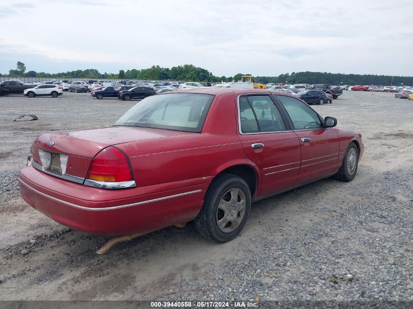 1998 Ford Crown Victoria VIN: 2FAFP73WXWX142841 Lot: 39440558