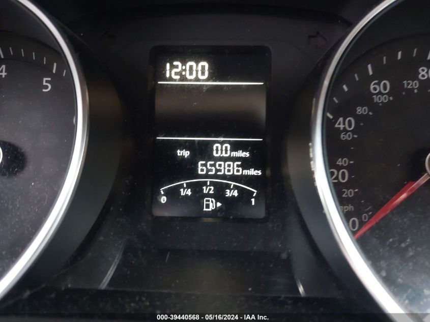 2015 VOLKSWAGEN JETTA 1.8T SE - 3VWD17AJXFM301179