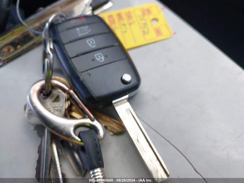 2016 Kia Sorento 2.4L Lx VIN: 5XYPG4A3XGG169392 Lot: 39440600