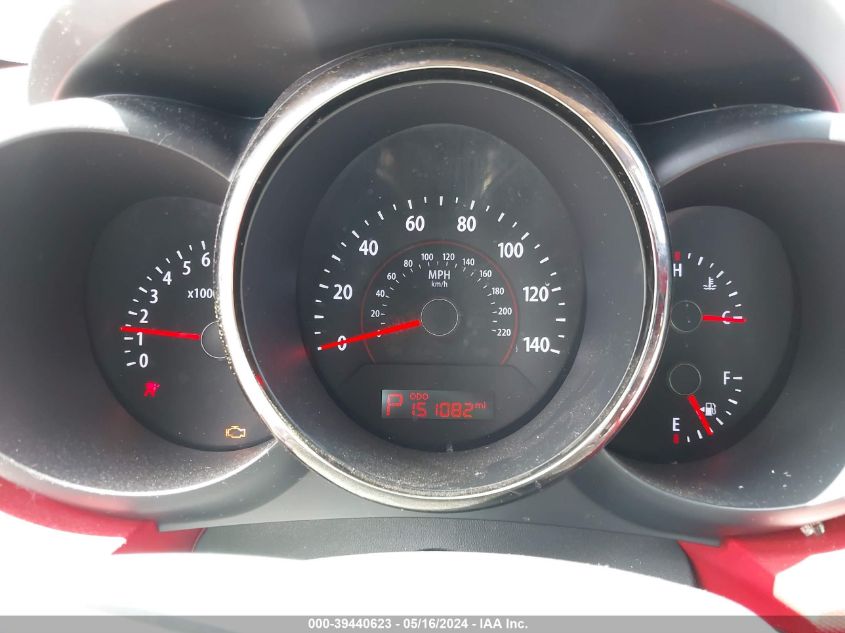 2010 Kia Soul Sport VIN: KNDJT2A25A7165056 Lot: 39440623