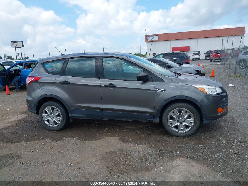 2013 Ford Escape S VIN: 1FMCU0F73DUD75686 Lot: 39440643