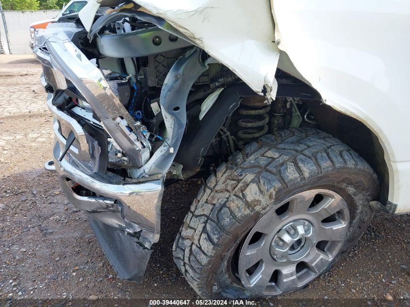 2024 Ford F-350 King Ranch VIN: 1FT8W3BM8REC69902 Lot: 39440647