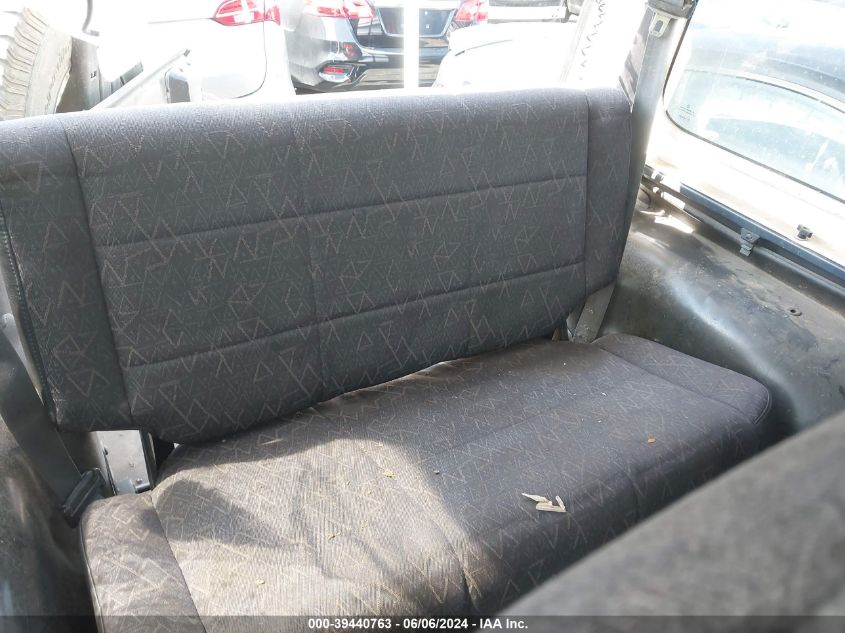 2001 Jeep Wrangler Sport VIN: 1J4FA49S11P331465 Lot: 39440763