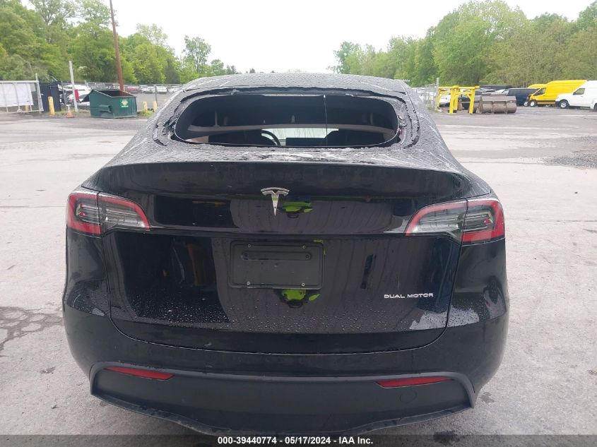 2023 Tesla Model Y Awd/Long Range Dual Motor All-Wheel Drive VIN: 7SAYGDEE0PF644655 Lot: 39440774