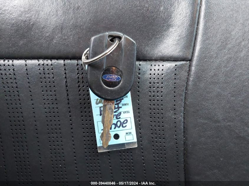 2011 Ford Fusion Sport VIN: 3FAHP0DC3BR250683 Lot: 39440846